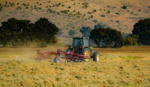 máquinas agrícolas para pecuária